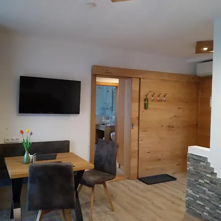 Apartments By Pension Ballwein Salzburg Room photo